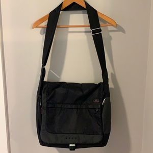 Tumi Messenger/Laptop bag